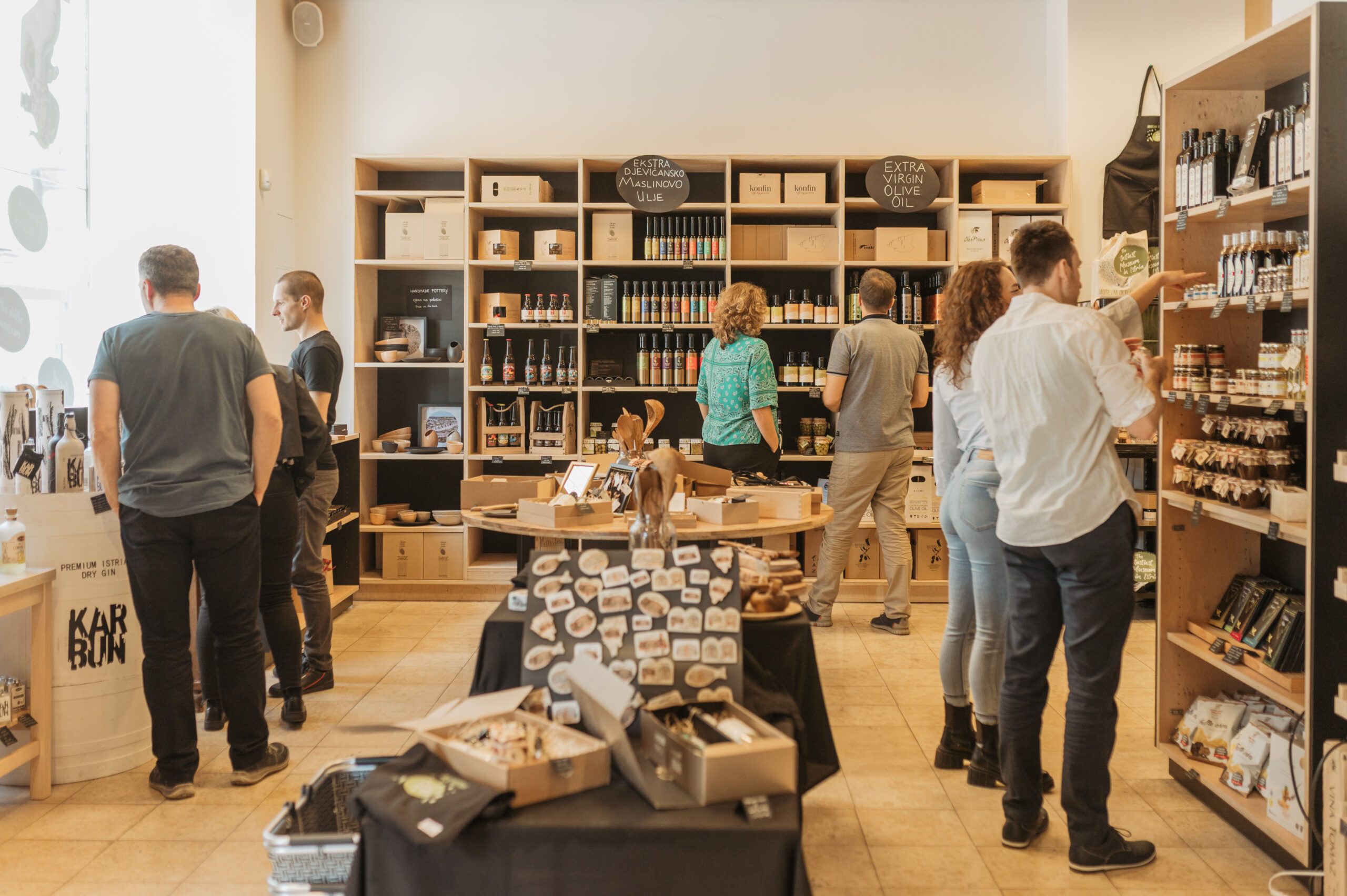 /Museum exhibition scheme